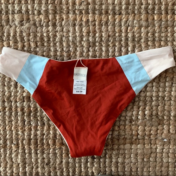 L*SPACE Red Color Block Bikini - Picture 4 of 6